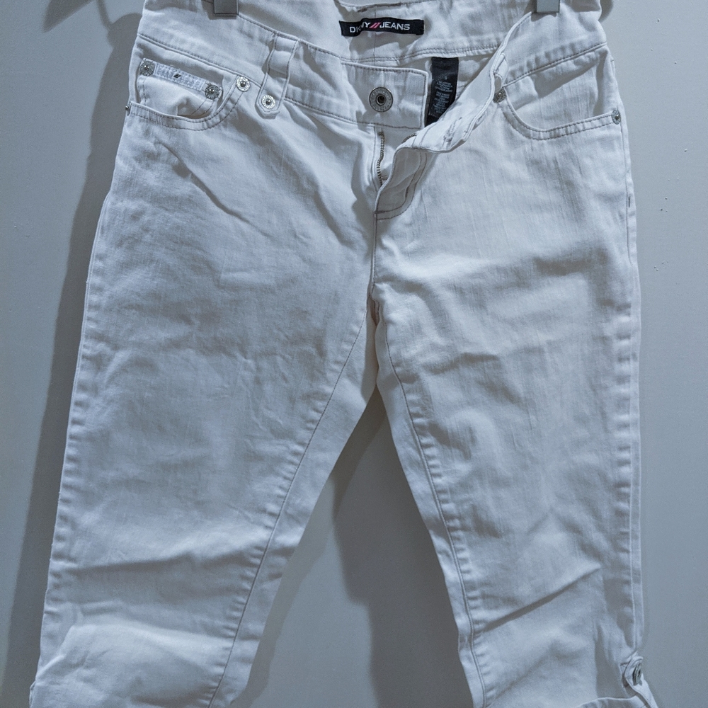 DKNY white capri jeans size 9